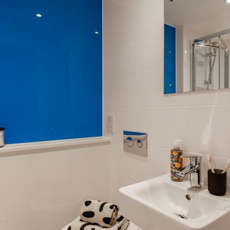 Premium En Suite - Image 5